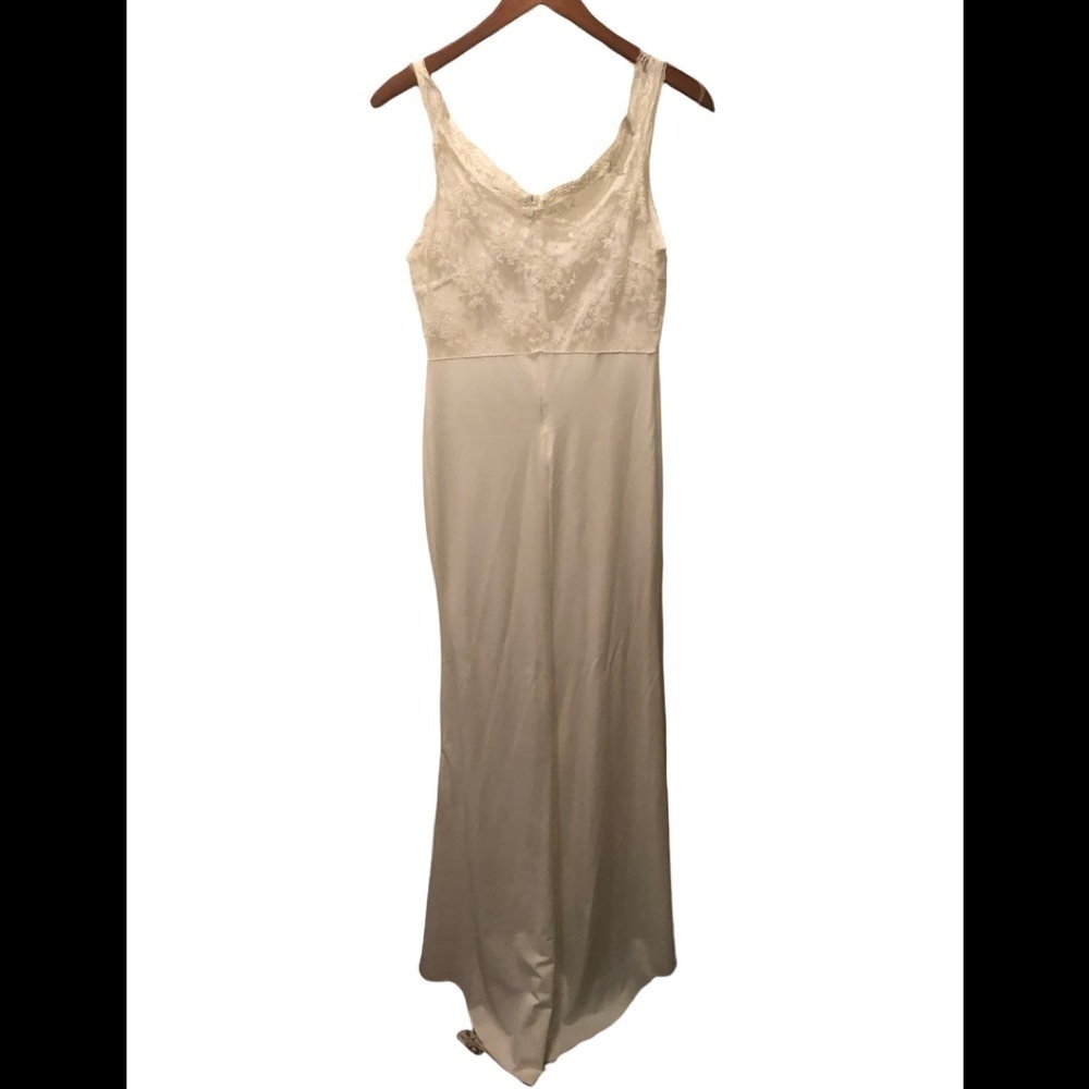 Handmade Lace Knit Wedding Dress Lace Gown Insert Maxi Length Fitted Size 6